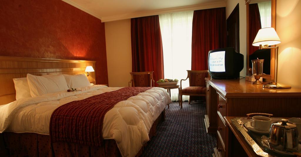 Imperial Palace Hotel Αμμάν Εξωτερικό φωτογραφία